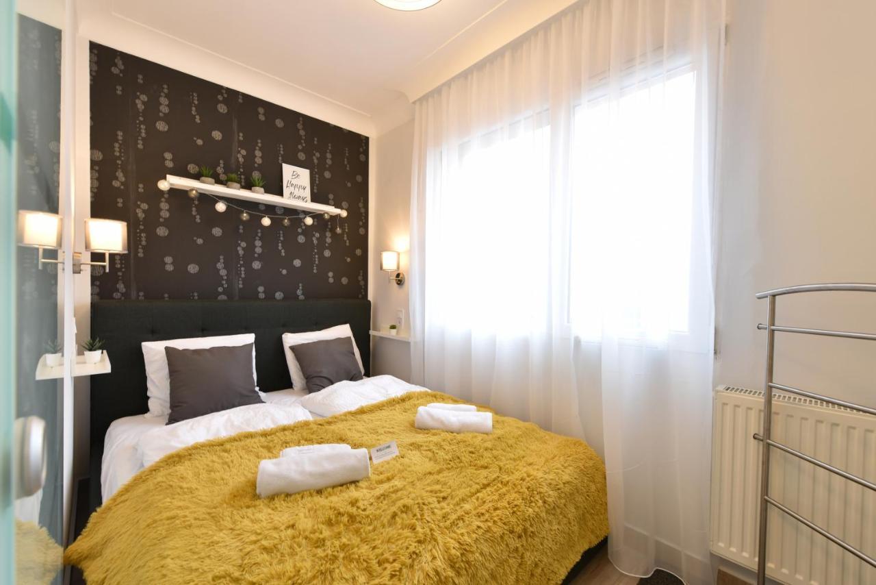 Királykút 2 apartman - ingyen parkolás, bicajok, ac Székesfehérvár Exterior foto